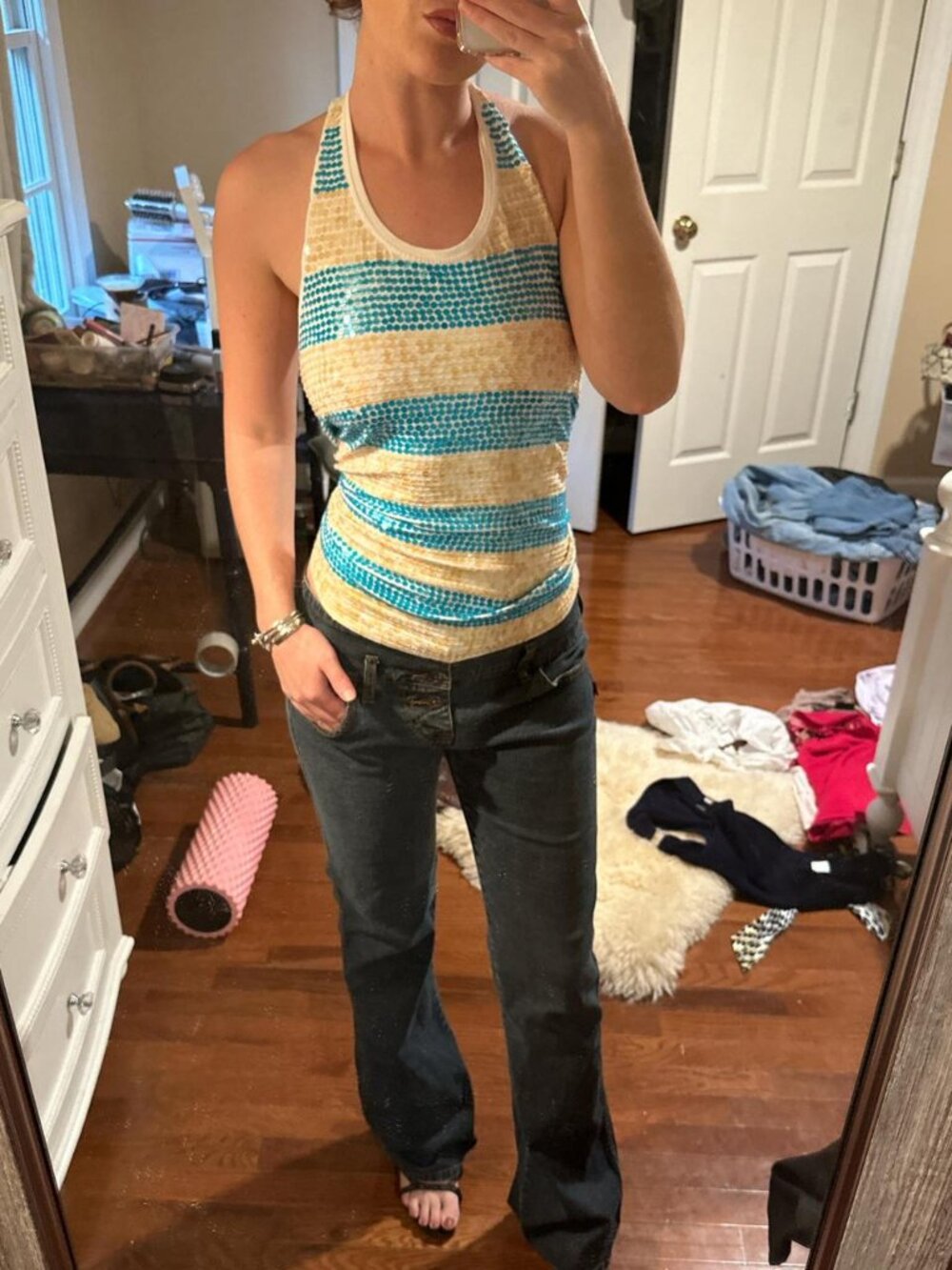 Cute vintage tank top with a mix of blue and yellow hues